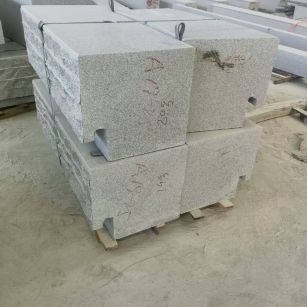 丽江 整石坐凳打包