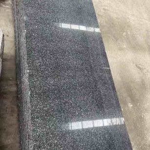 丽江 芝麻黑光面