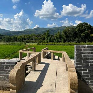 丽江花岗岩仿古石材景区使用案例