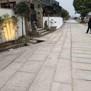 丽江仿古石铺装效果