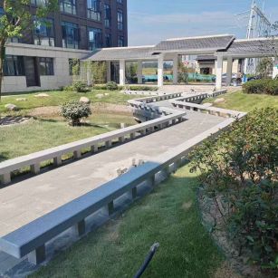 丽江 芝麻灰小区坐凳&栏杆安装效果