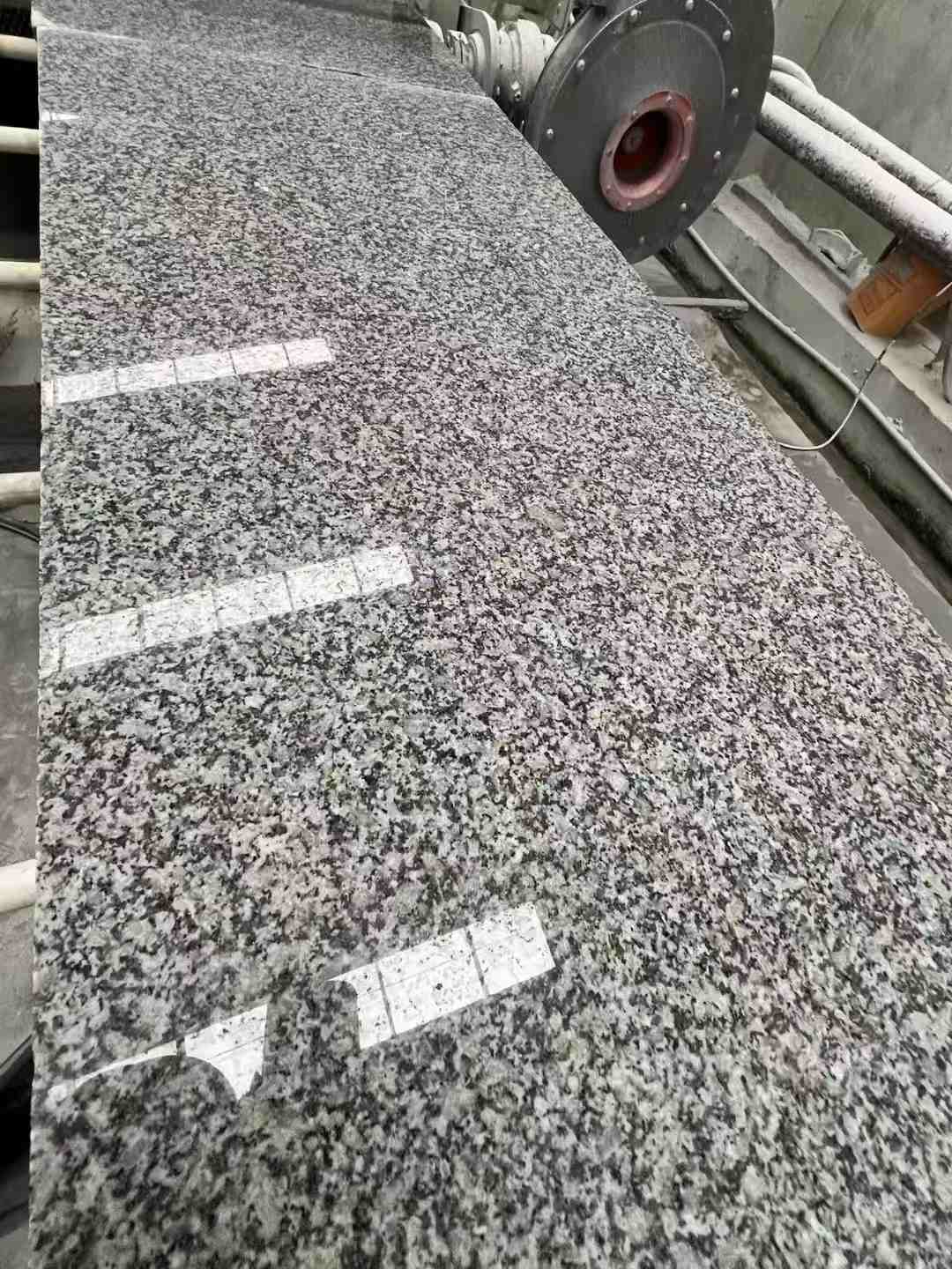 丽江 芙蓉白光面