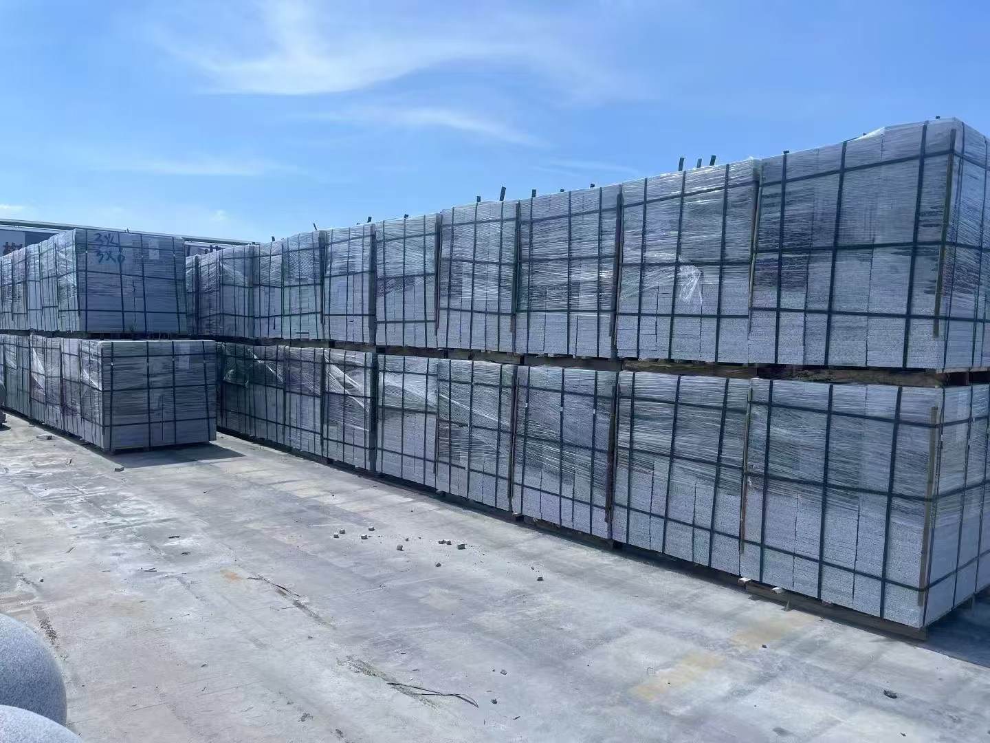 丽江 芝麻白火烧成品300*600地铺料，大量现货，物美价廉