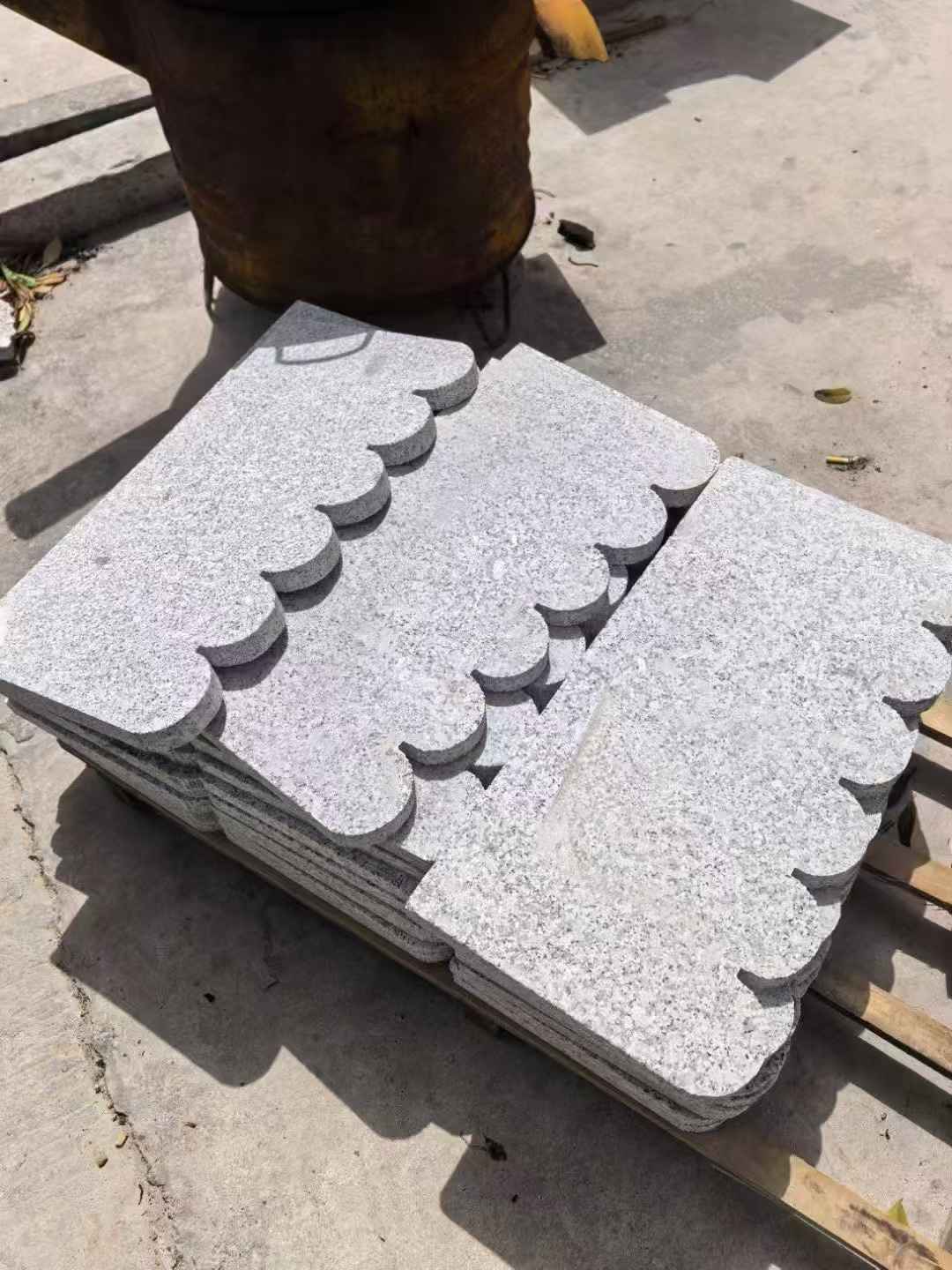 丽江 花边石