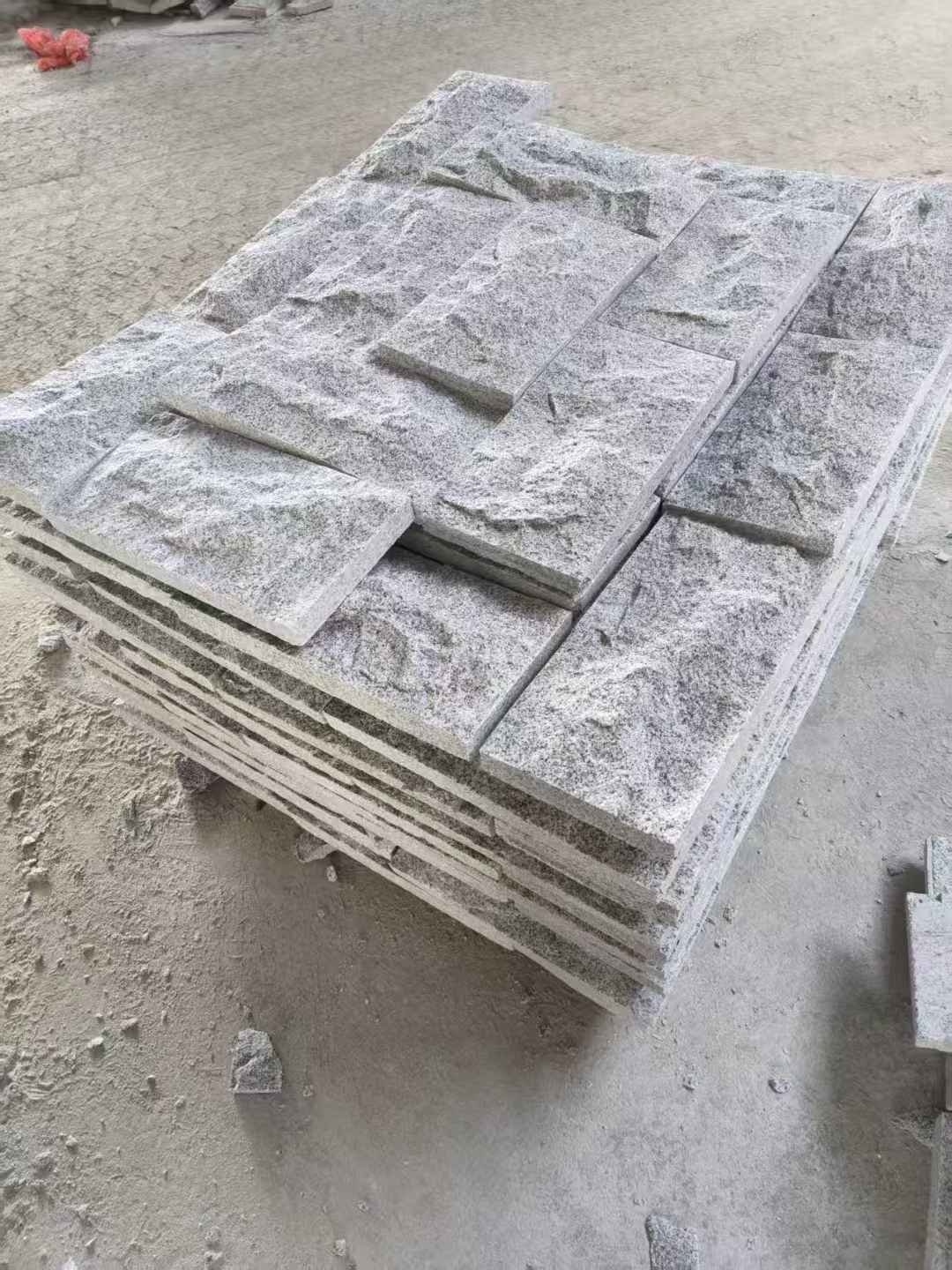 丽江 芝麻白蘑菇石、自然面