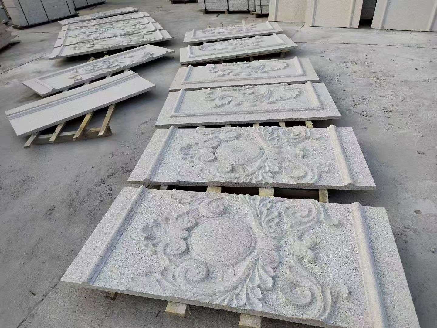 丽江 芝麻白干挂雕花板