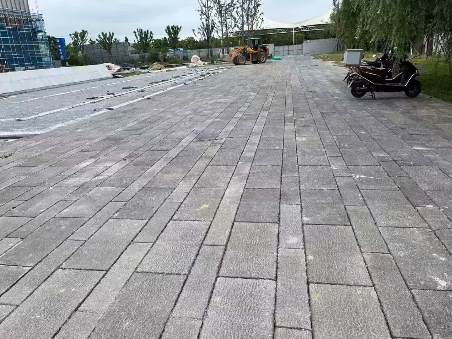 丽江仿古石铺装效果