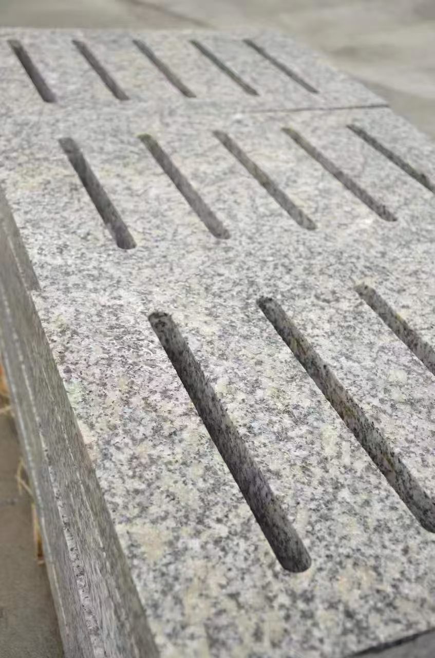 丽江芙蓉白水沟盖板