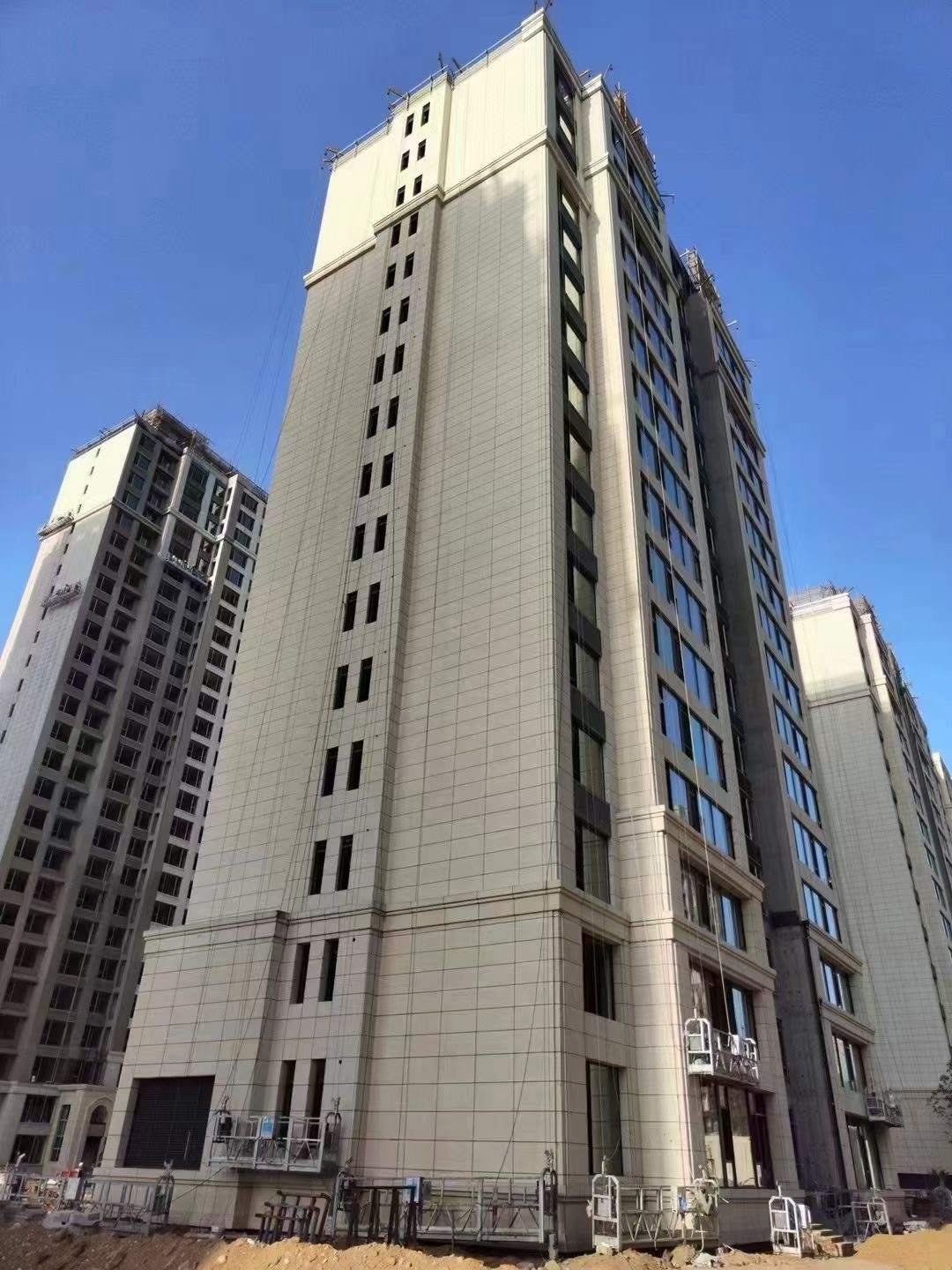 丽江黄金麻高端小区，外墙干挂